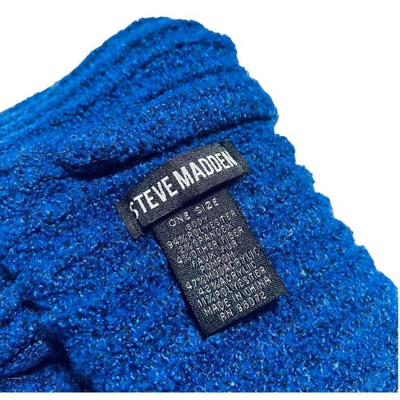 Steve Madden Cobalt Blue Winter Beanie with Pom NWT - Picture 3 of 3